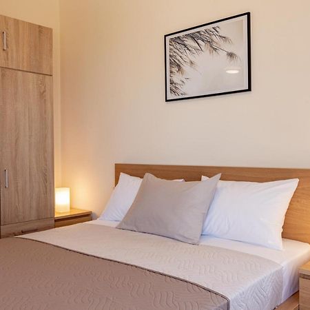 Cretan Fleur Apartments エラフォニシ エクステリア 写真